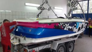 Oklejanie motorówki Mastercraft X2