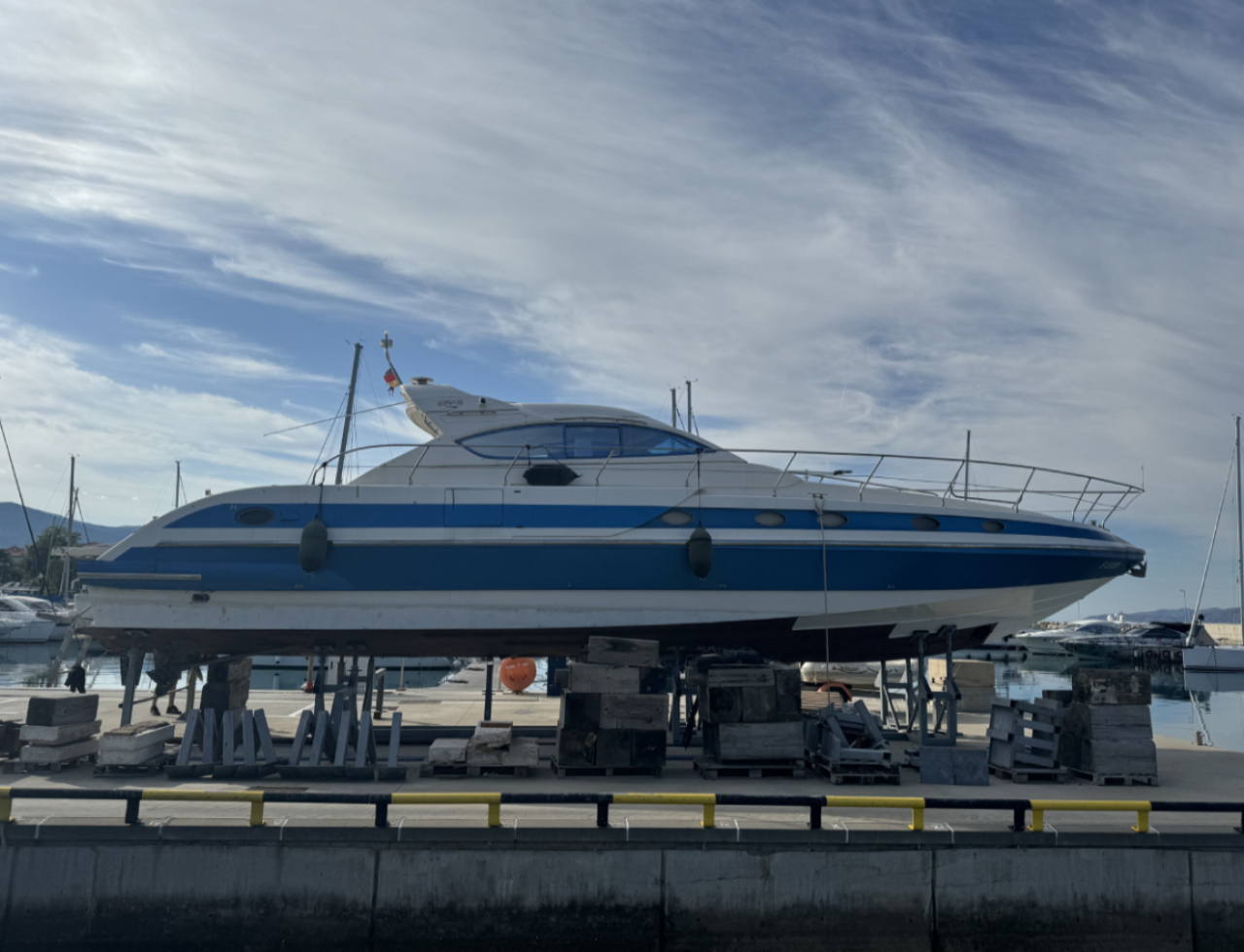 Łódź Conam 600 Sport po oklejeniu