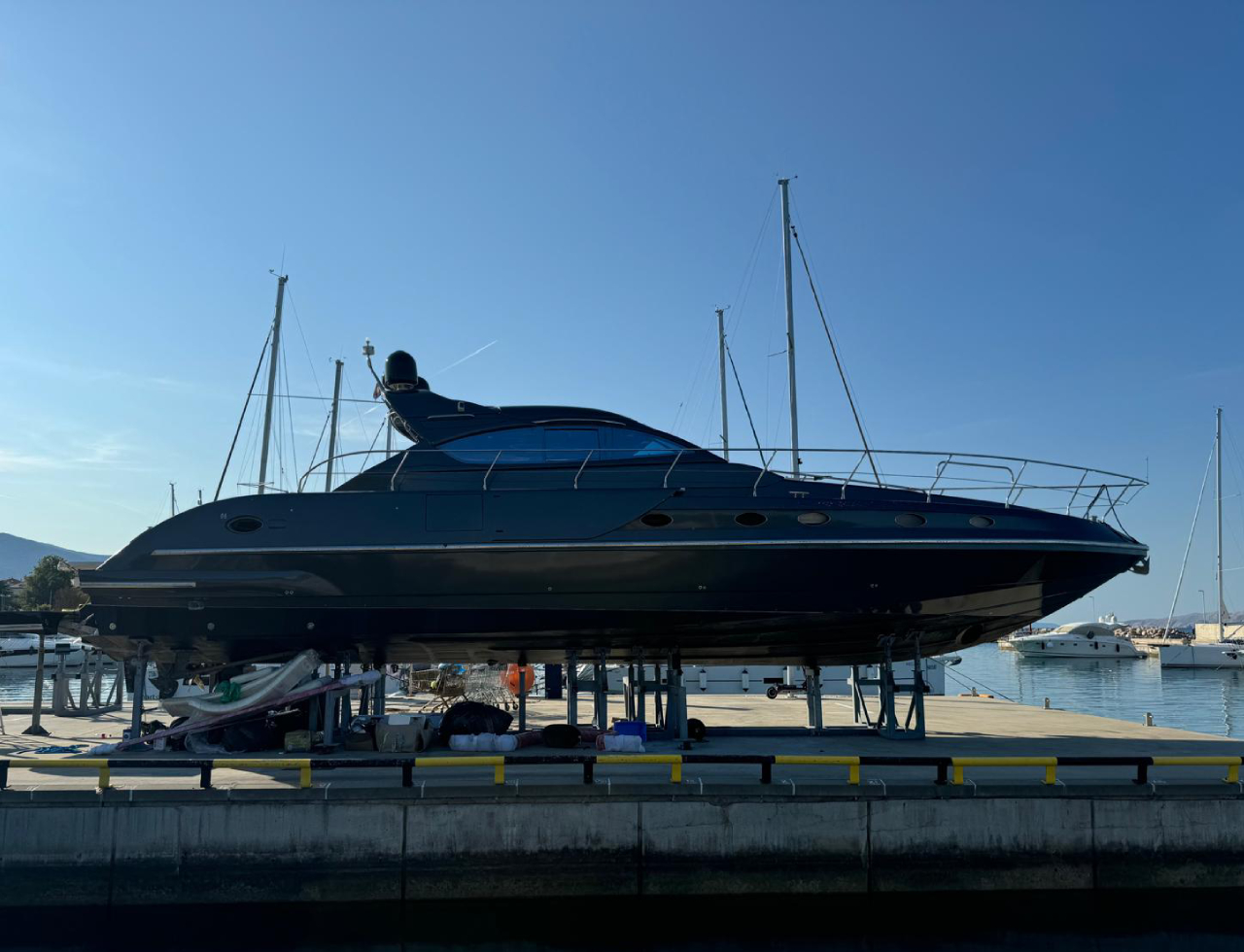 Łódź Conam 600 Sport po oklejeniu