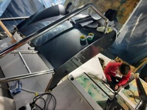 Oklejanie łodzi Princess V65