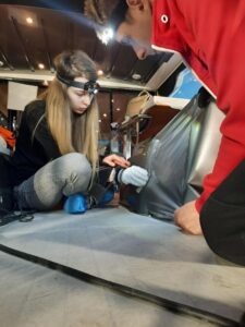 Oklejanie łodzi Princess V65