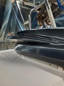 Oklejanie łodzi Princess V65